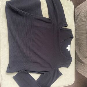 Style and Co black long tunic sweater with cold shoulders. Petite large women’s